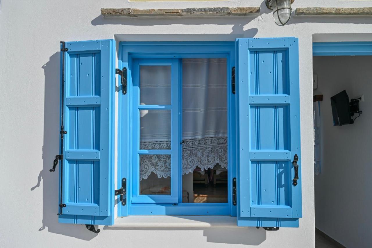 Blue Bliss Lägenhet Ambrami Exteriör bild